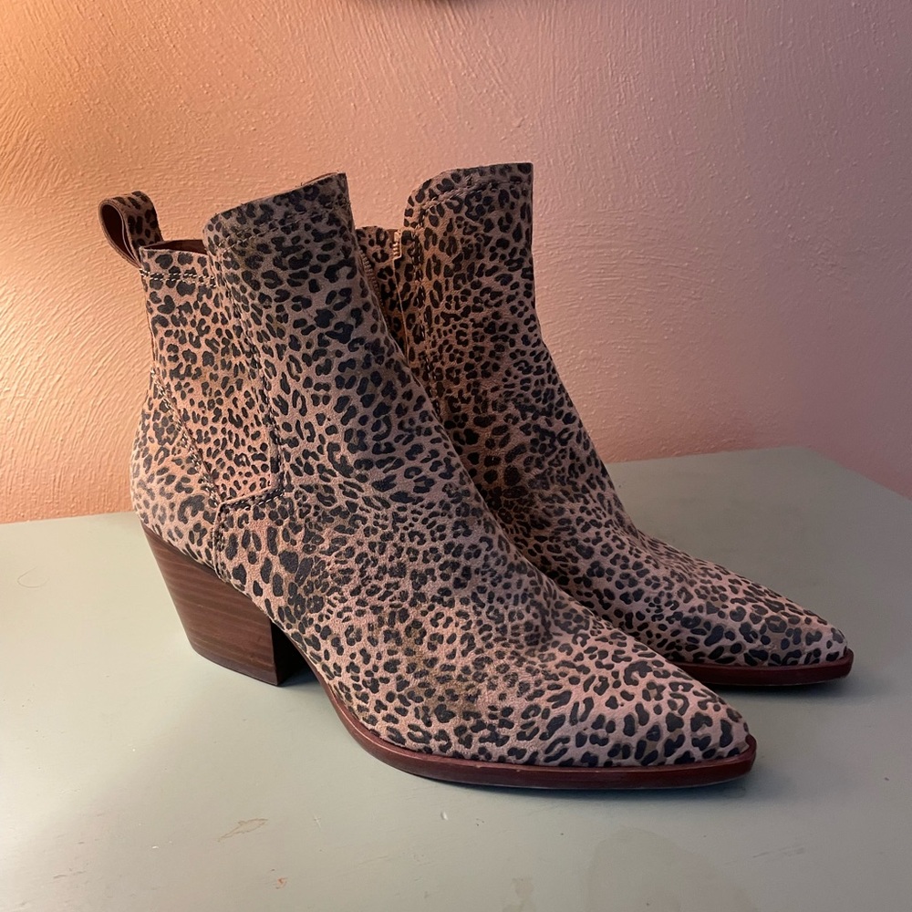 Dolce Vita Boots 8